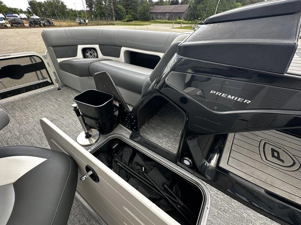 2025 Premier 250 Solaris Rf