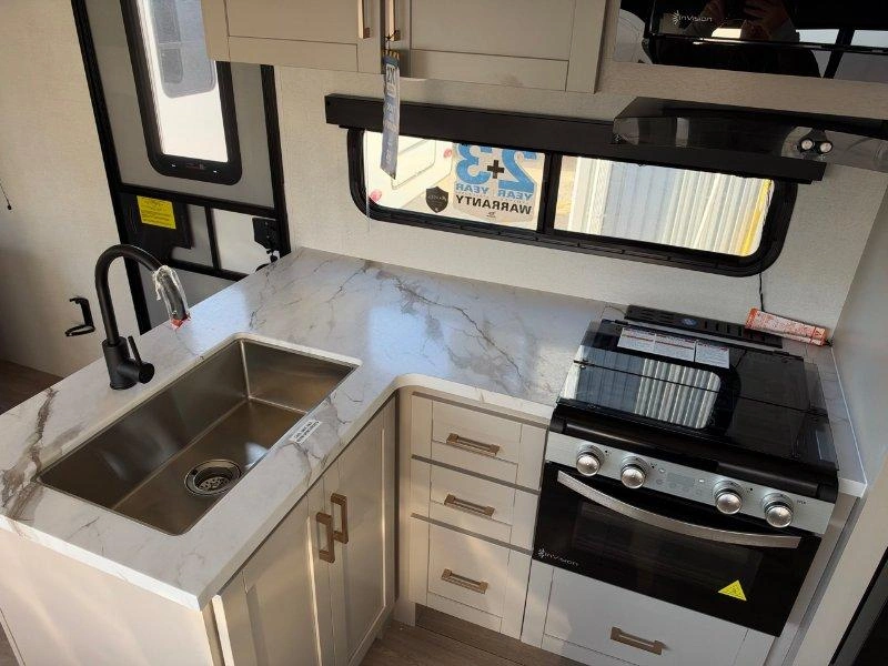 2027 Jayco Jay Feather 26bhsl