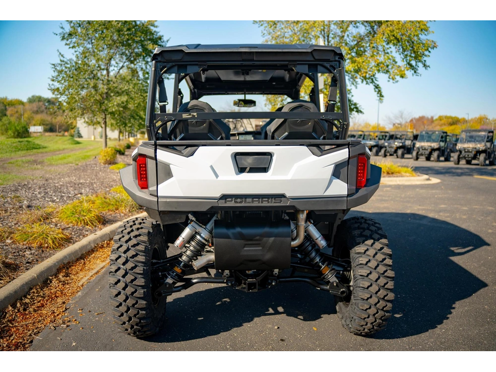 2027 Polaris General Xp 4 1000 Ultimate