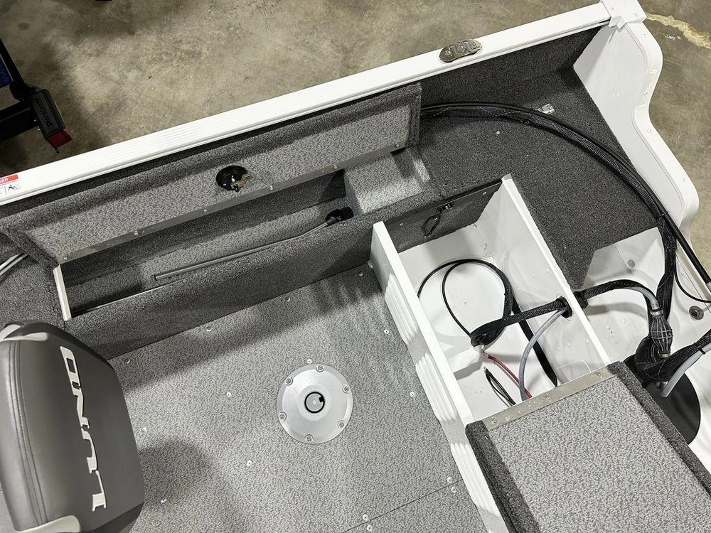 2026 Lund Boat Co 1650 Angler Ss