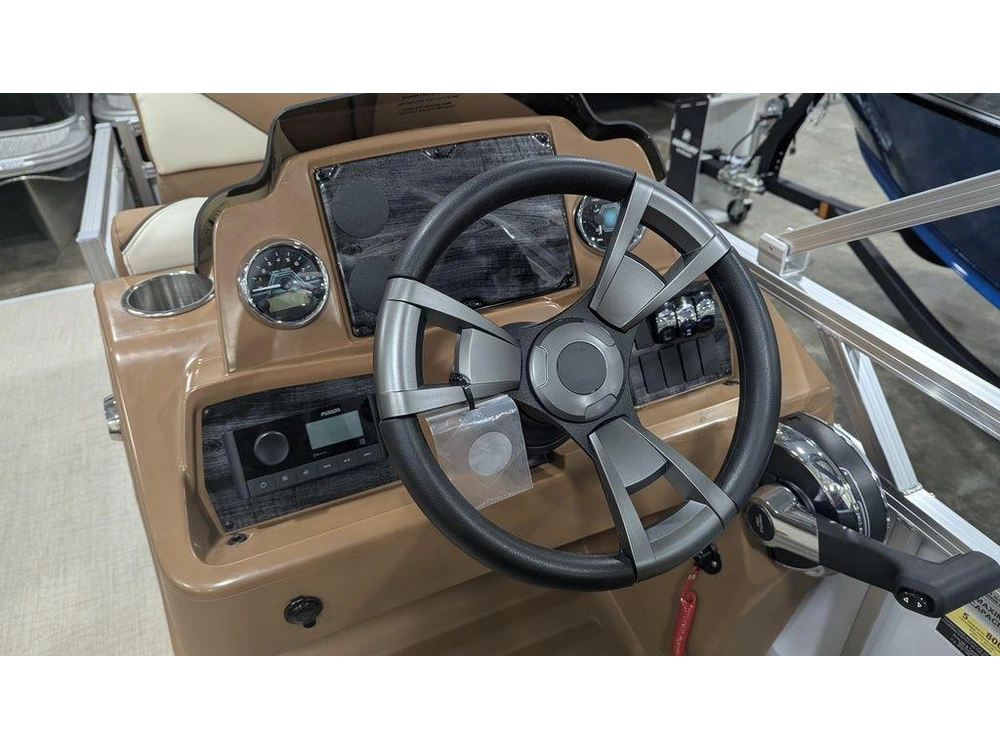 2026 Tahoe Pontoons Sport Cruise 15 Ft