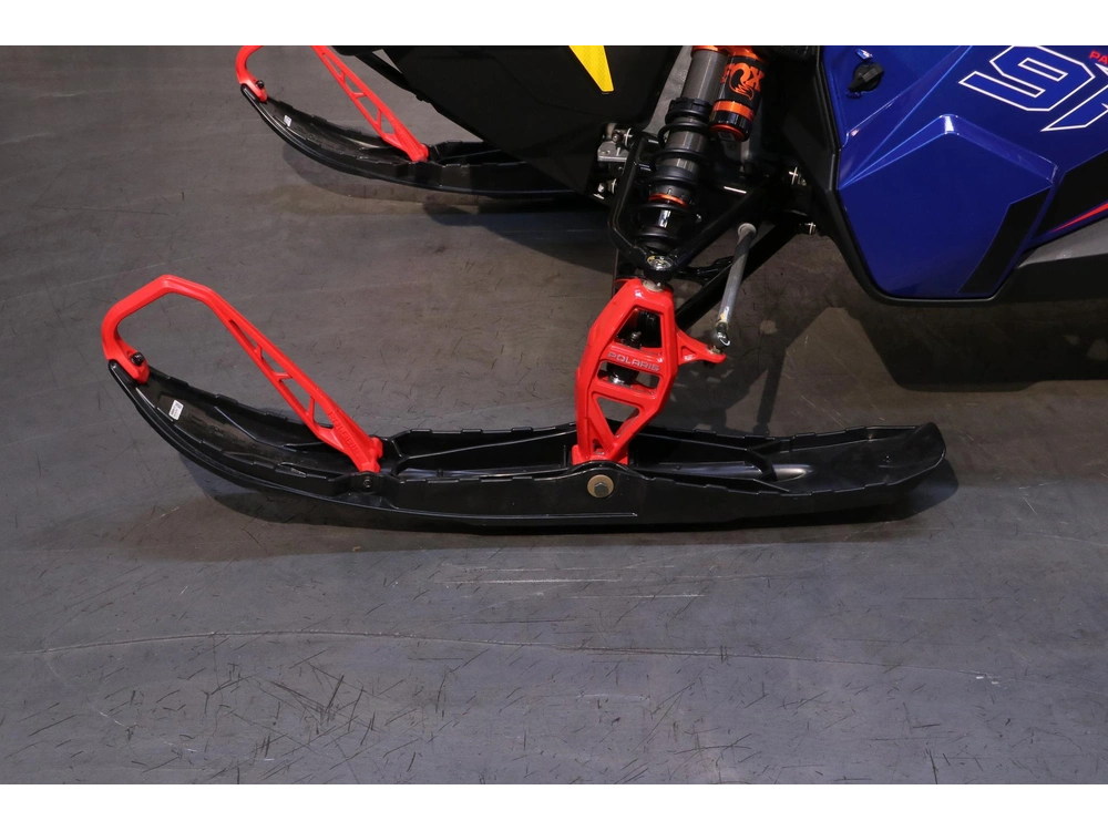 2027 Polaris 9r Indy Vr1 Dynamix 137 Snowcheck (exclusif)