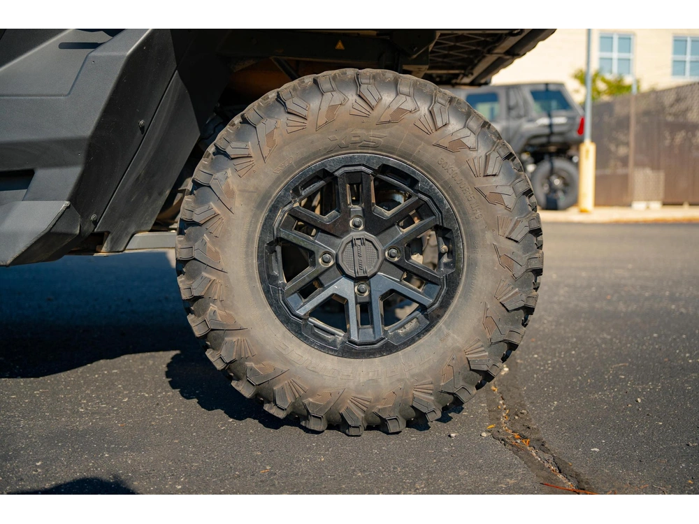 2025 Can-am Defender Max Lone Star Cab Hd10