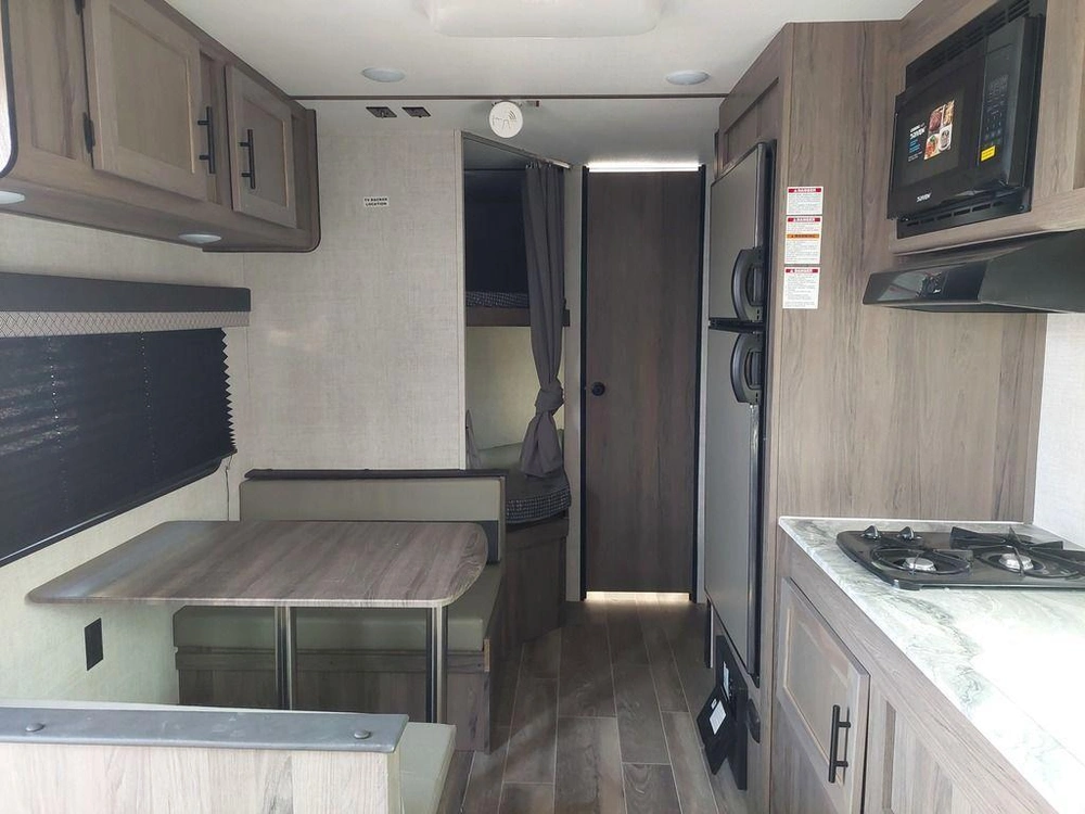 2025 Gulf Stream Conquest 248bh