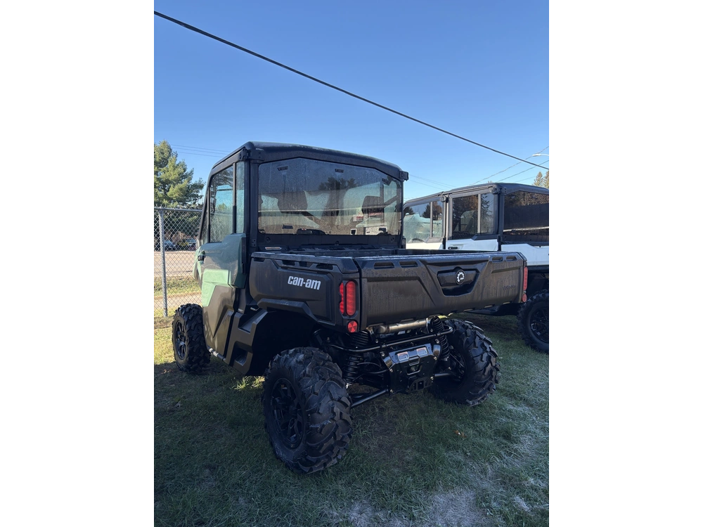 2027 Can-am Def Dps Cab 65 Hd10
