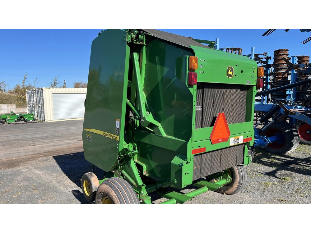 John Deere 450e Round Baler 2020