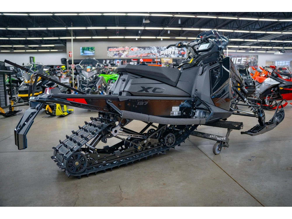 2027 Polaris Prostar S4 Indy Xc