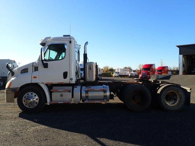 Freightliner Ca113dc 2016
