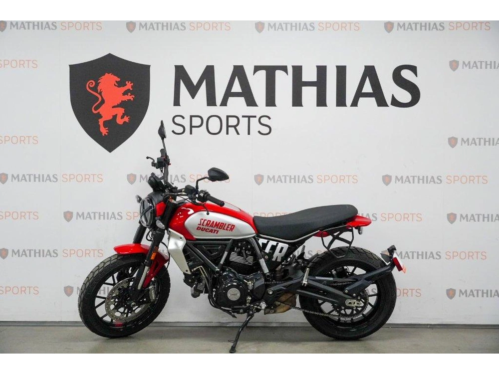 2024 Ducati Scrambler 800