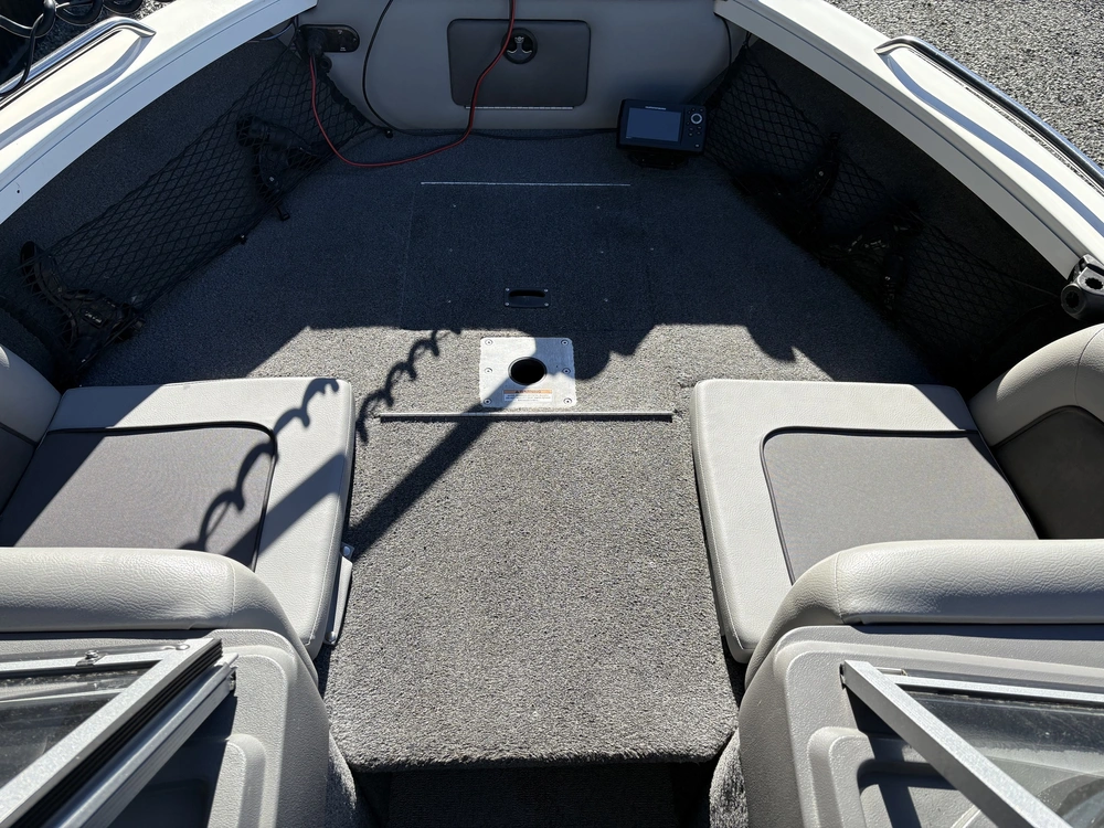 2017 Crestliner Sportfish 1850