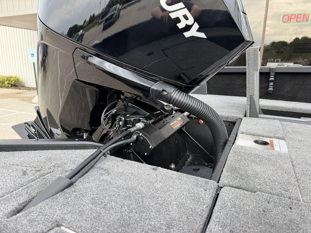 2027 Alumacraft Competitor 190x Sport