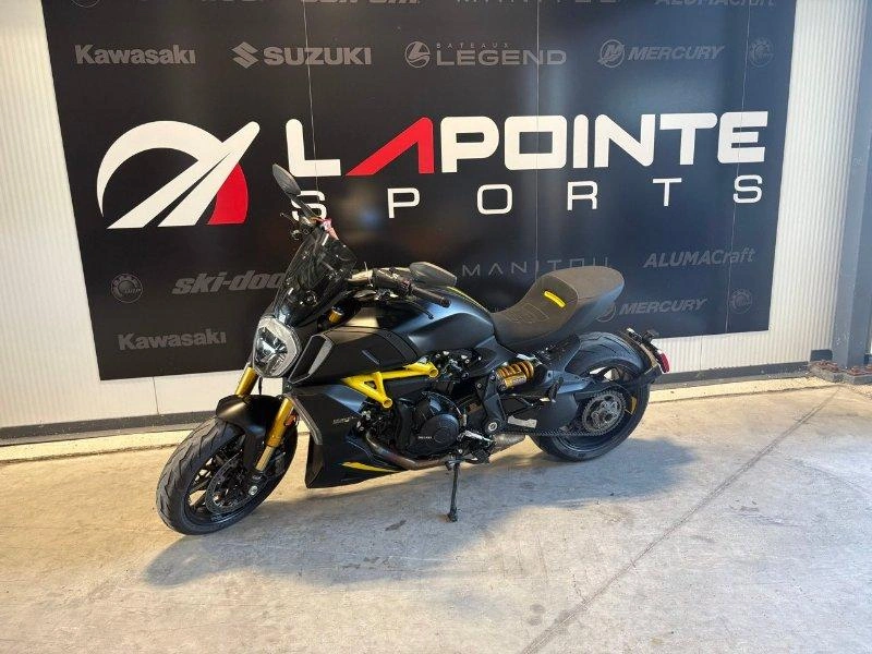 Ducati Diavel 2022