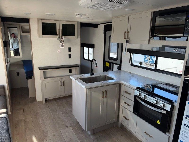 2027 Jayco Jay Feather 26bhsl