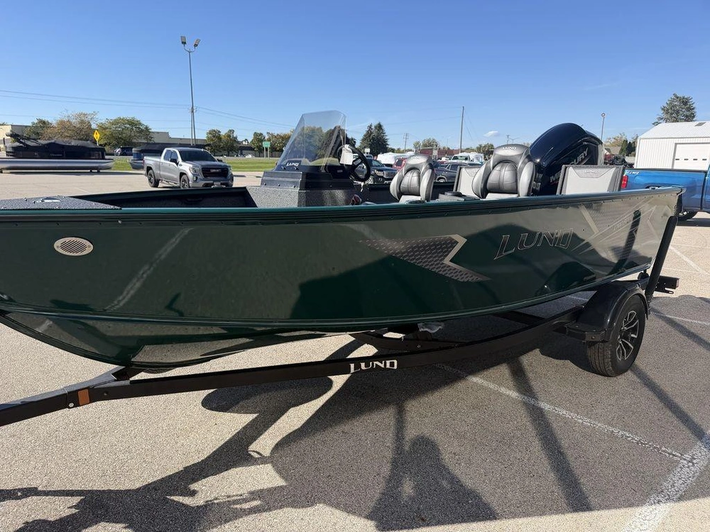 2027 Lund Boat Co 1700 Adventure Ss
