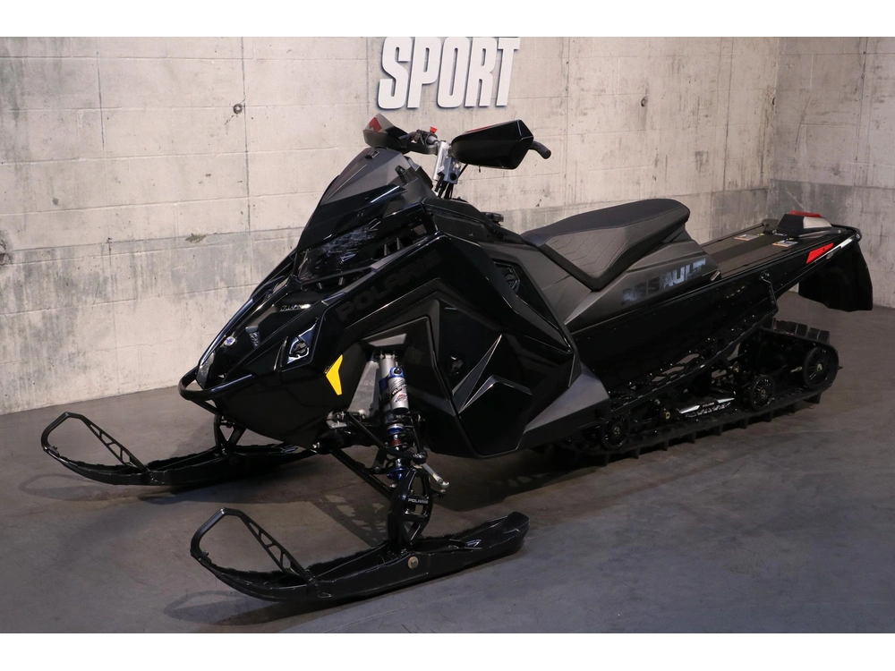 2027 Polaris Boost Switchback Assault 146 Race Ifs Snowcheck (exclusif)