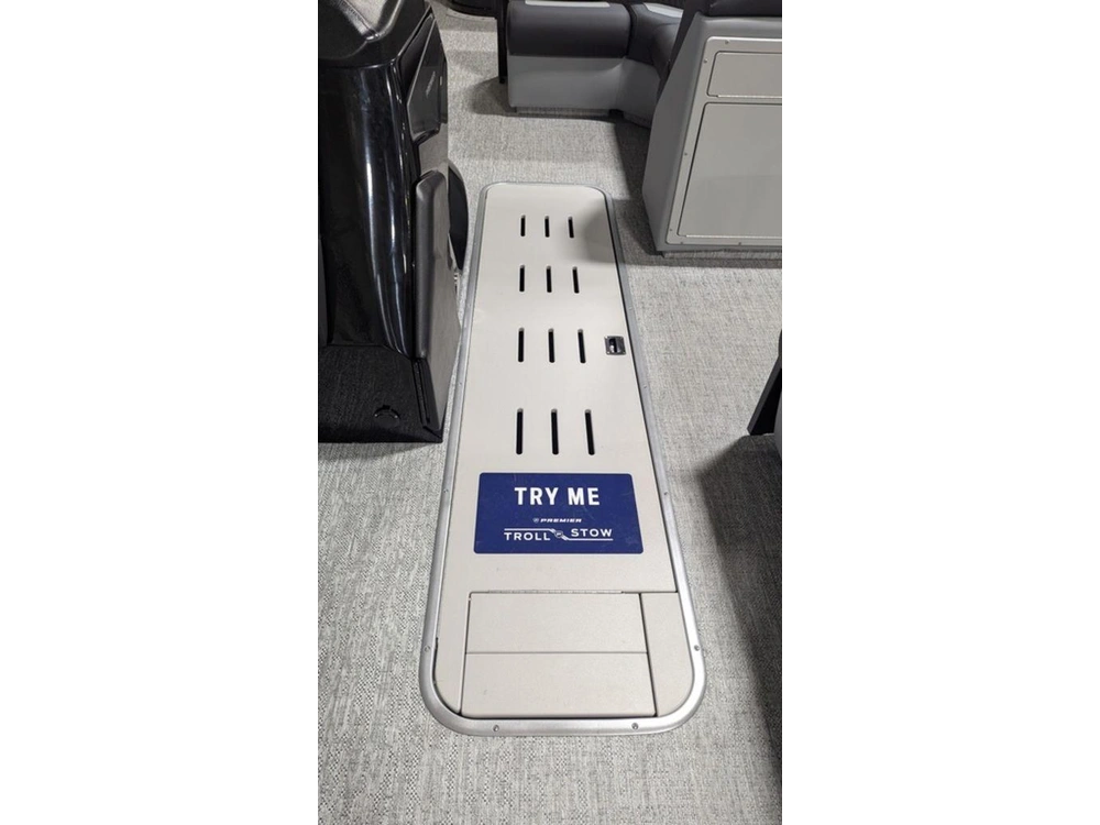 2026 Premier 230 Sunsation Angler 2pt - Cl