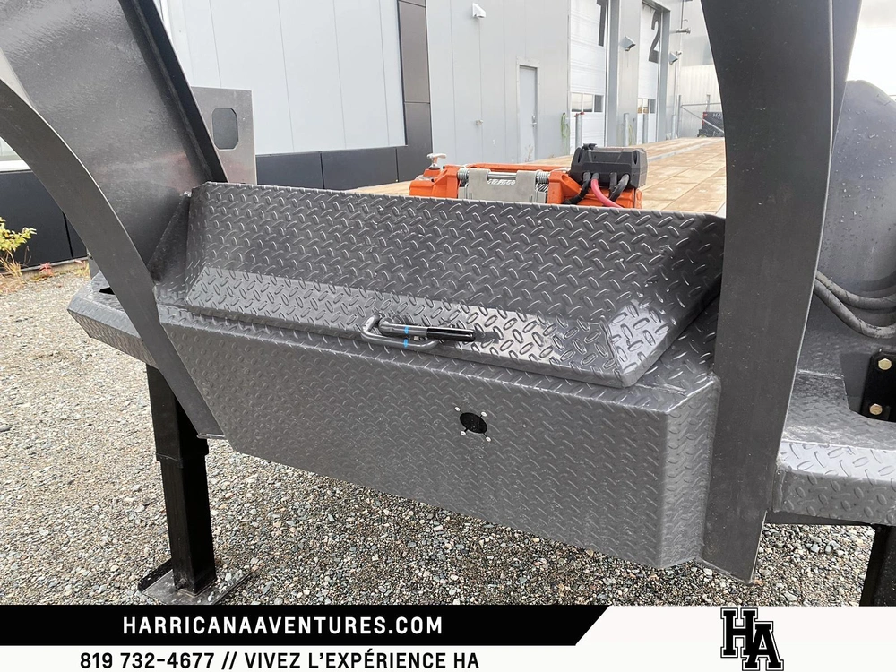 2027 Horizon Ffh 40 X 102 X 38 Tilt Deck