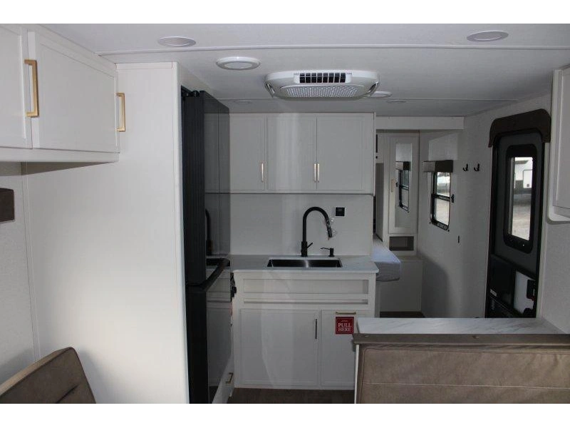2027 Grand Design Transcend 24bhx