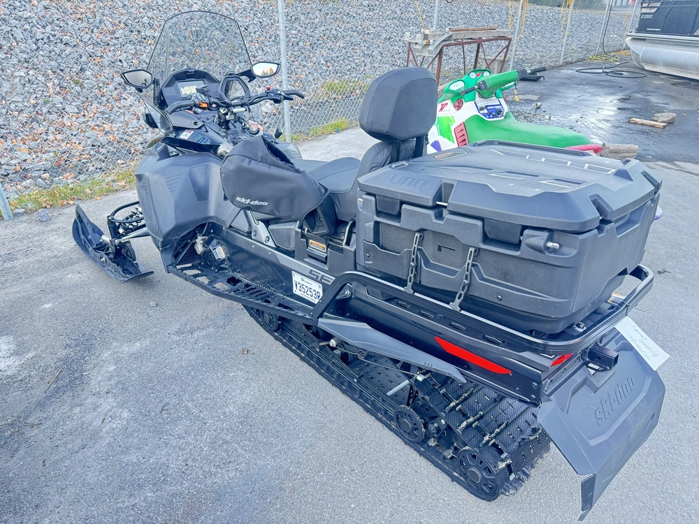2022 Ski-doo Expedition Se 900 Turbo 150 Hp