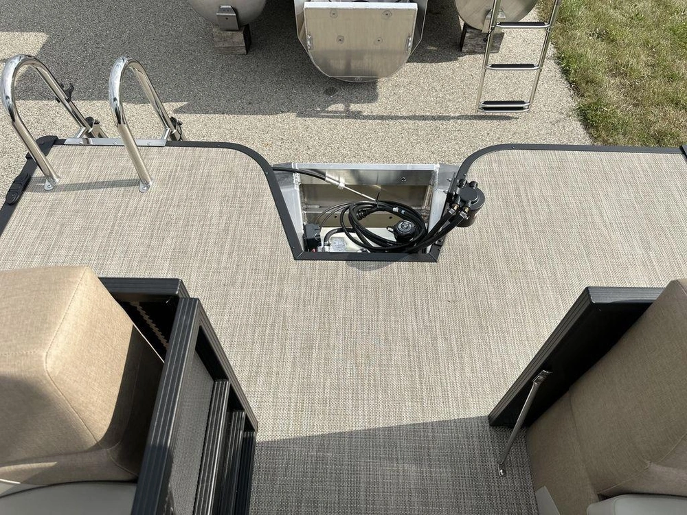 2026 Manitou Aurora 23 Rf
