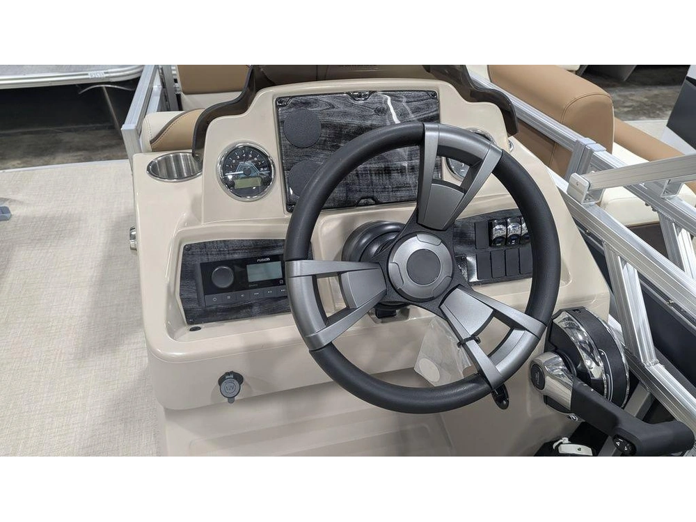 2026 Tahoe Pontoons Sport Cruise 15 Ft