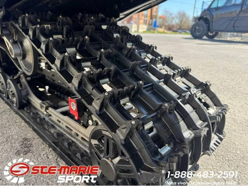 Ski-doo Grand Touring Platin 2025
