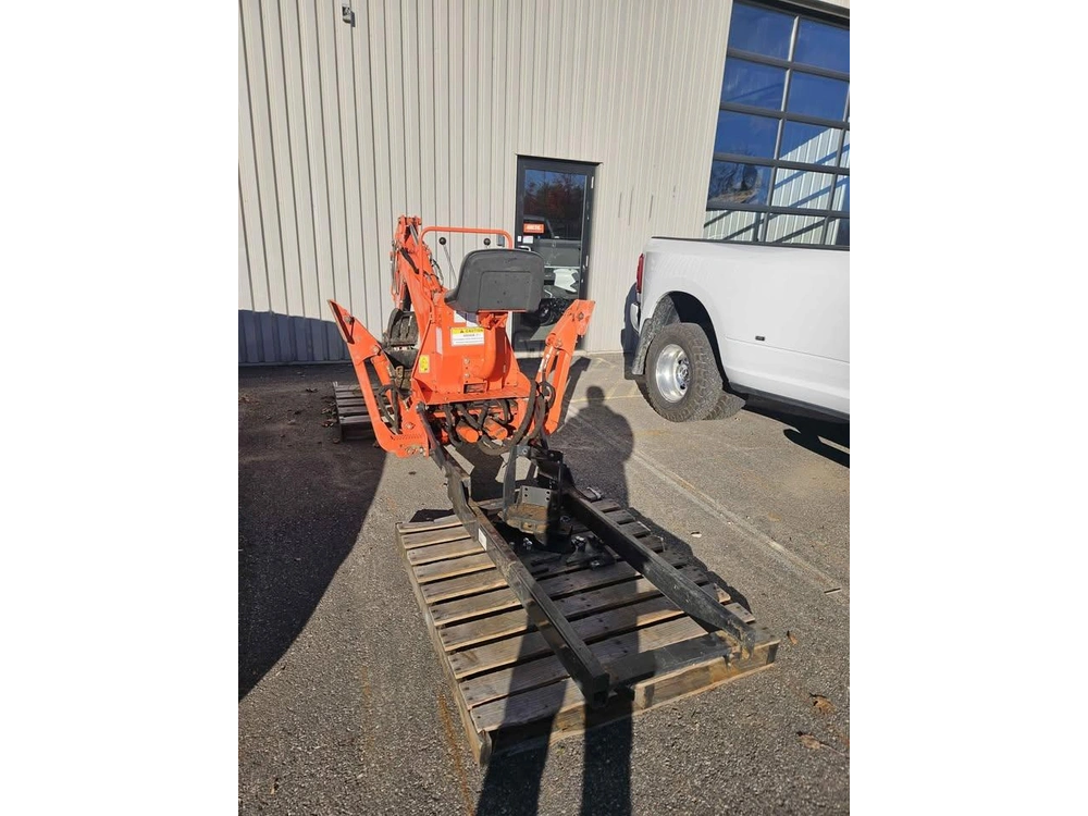 None Kioti Backoe Kb2465