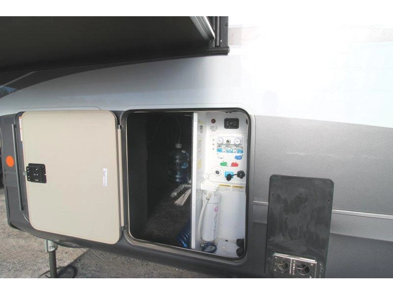 2023 Jayco Pinnacle 38flgs
