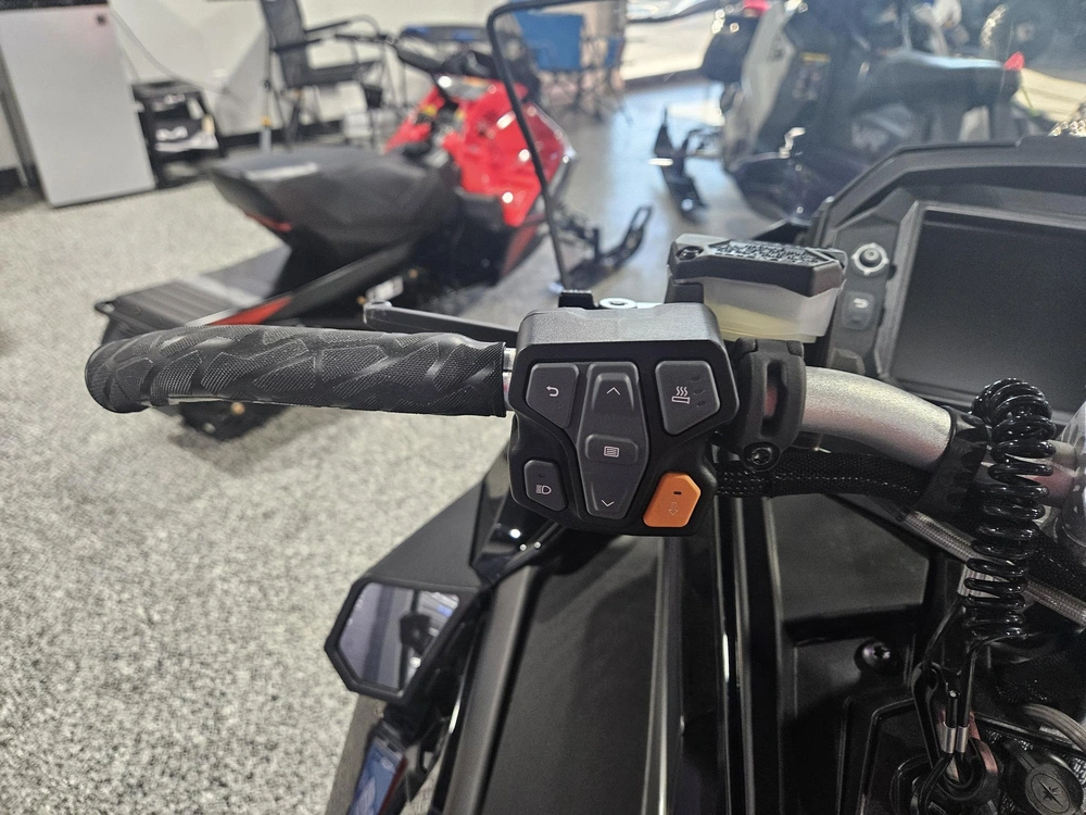 2027 Polaris Prostar S4 Indy Aventure 137