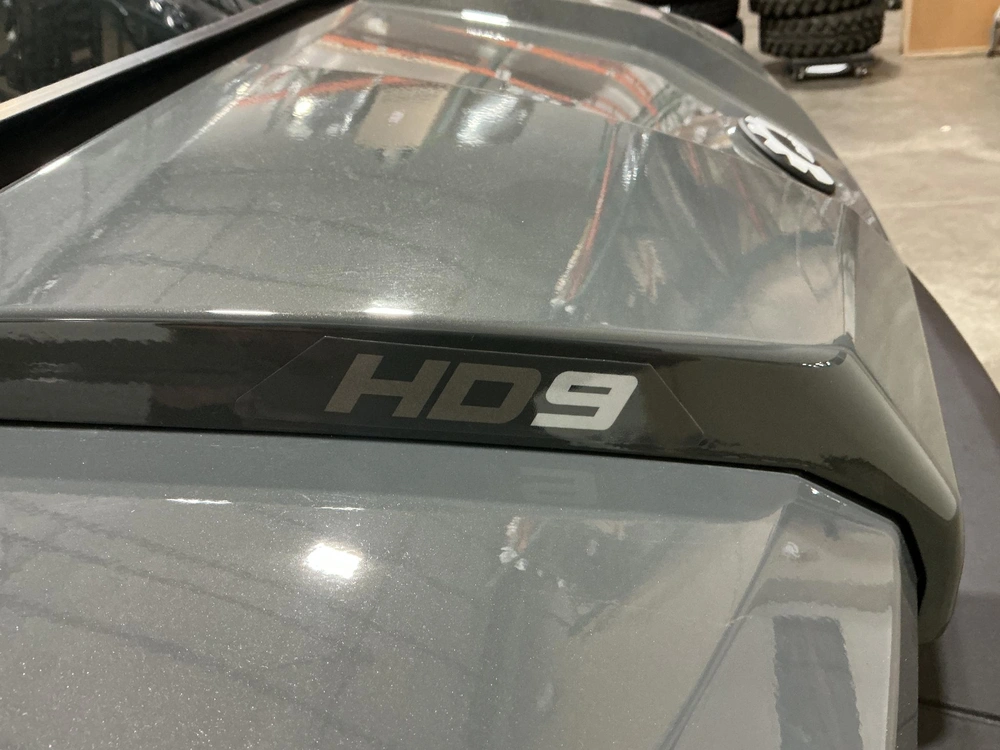 2027 Can-am Defender Dps Cab Hd9