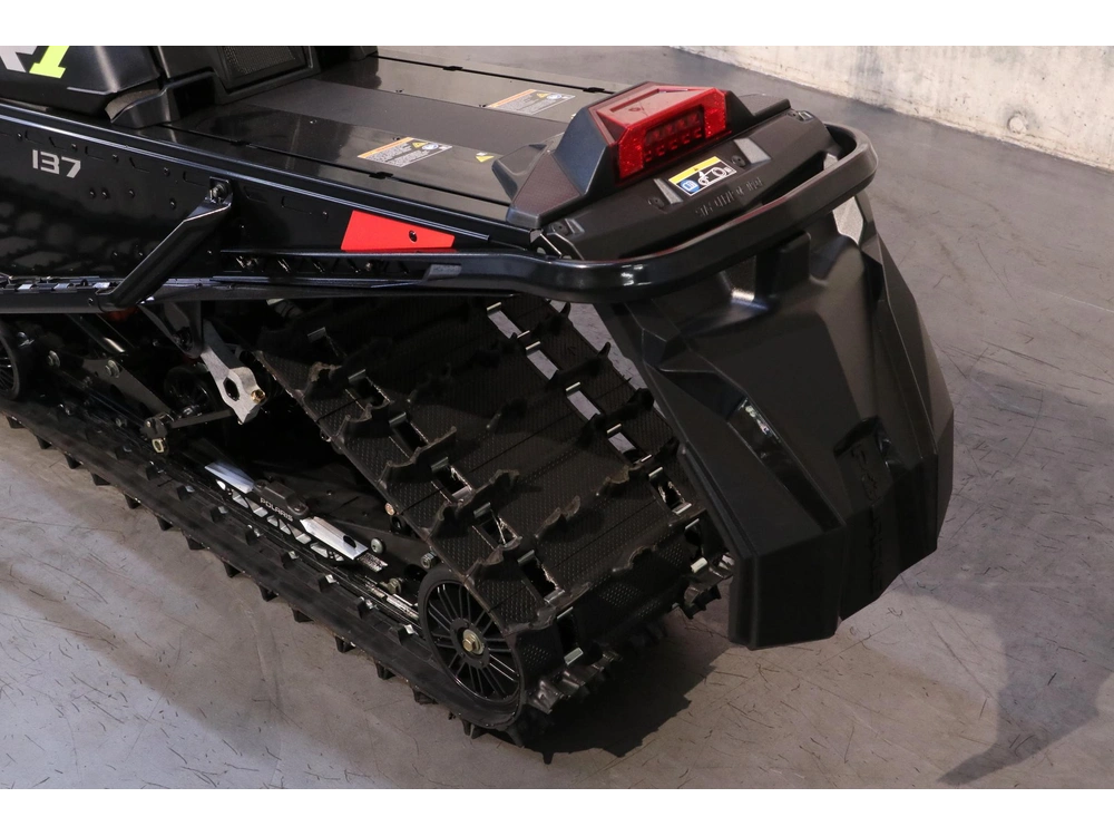 2027 Polaris 850 Indy Vr1 Dynamix 137 Snowcheck (exclusif)