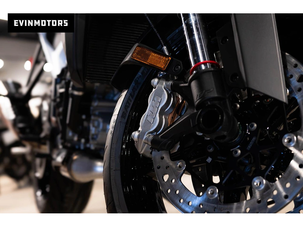 2027 Ktm 990 Duke
