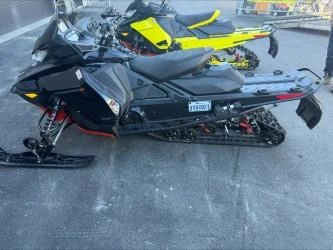 2022 Ski-doo Renegade X 850