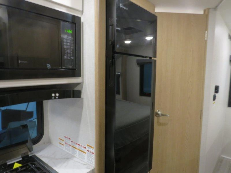 Thor Motor Coach Four Winds 22z.gm 2027