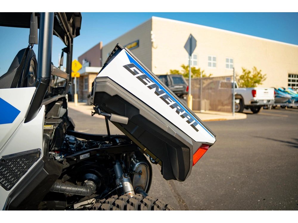 2027 Polaris General Xp 4 1000 Ultimate