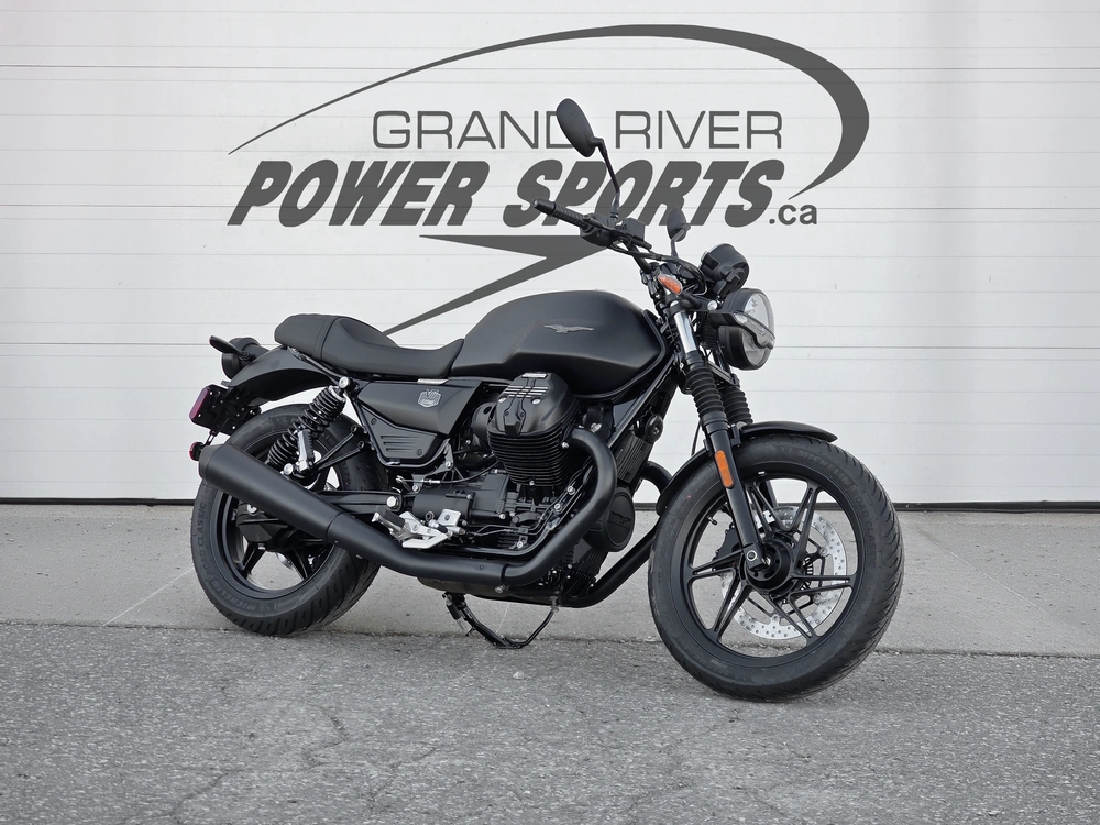2026 Moto Guzzi V7 Stone