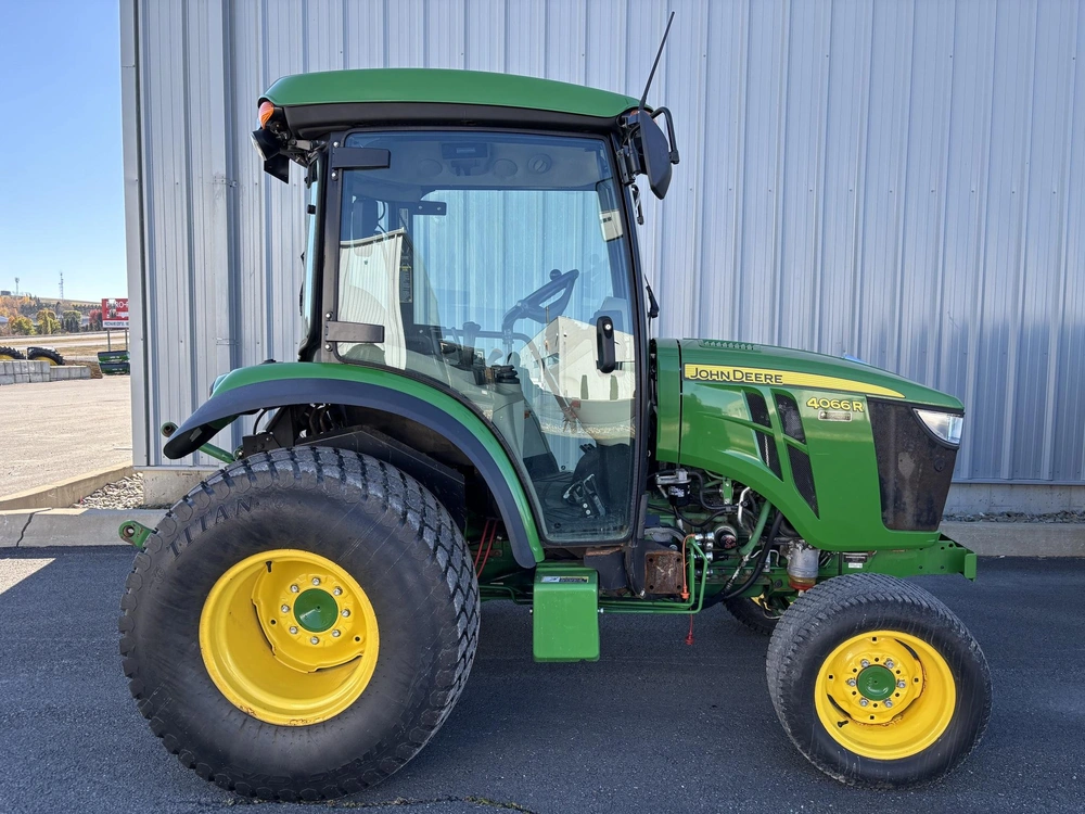 John Deere 4066r 2021