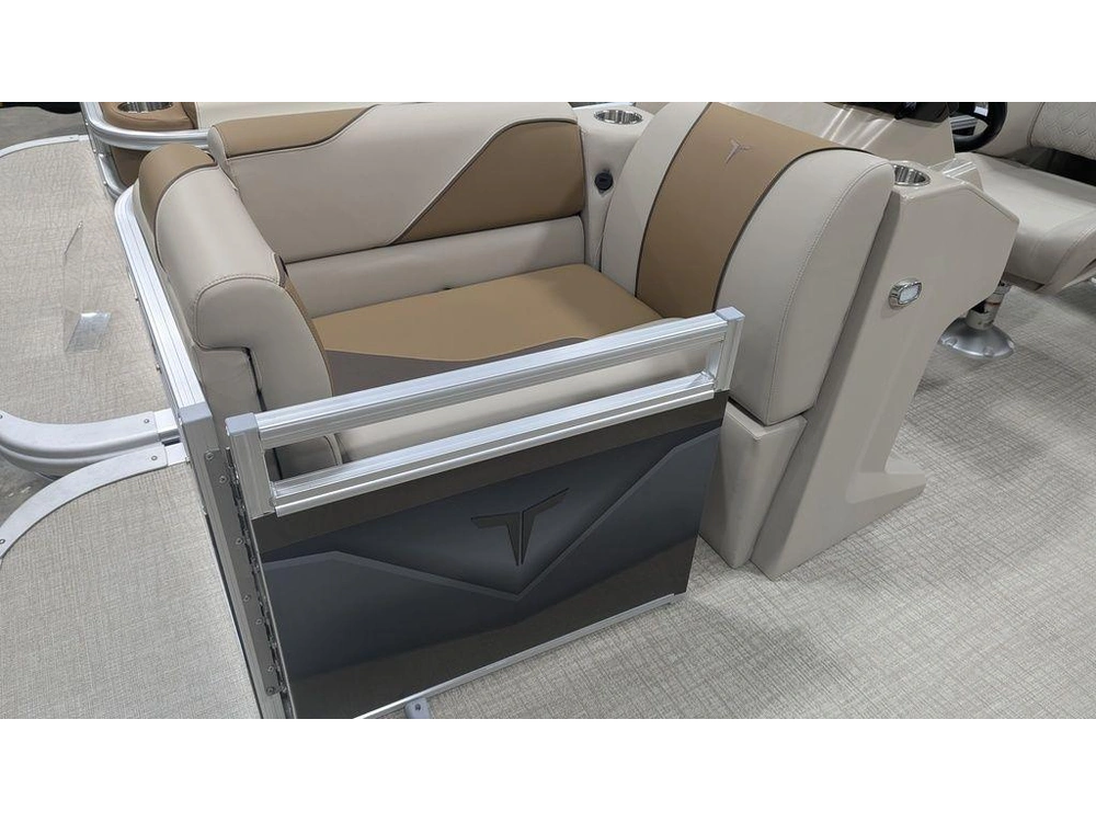 2026 Tahoe Pontoons Sport Cruise 15 Ft