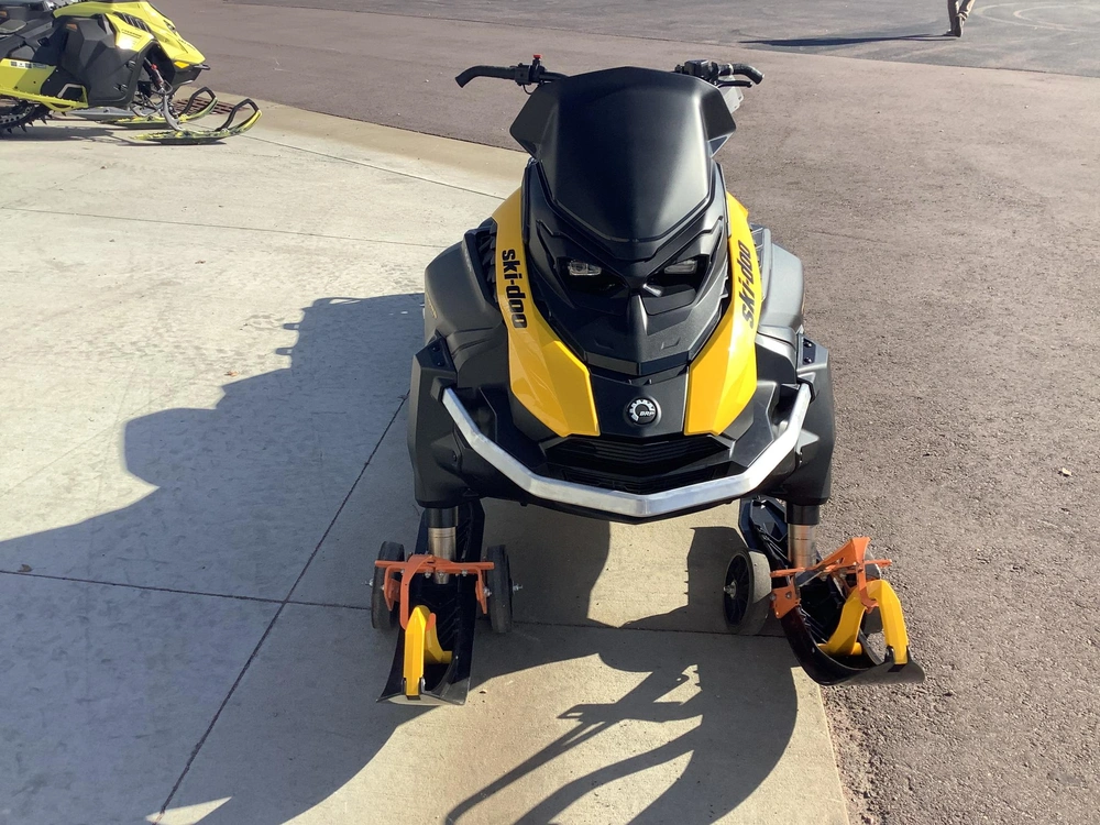 2027 Ski-doo Tundra Sport 600 Efi