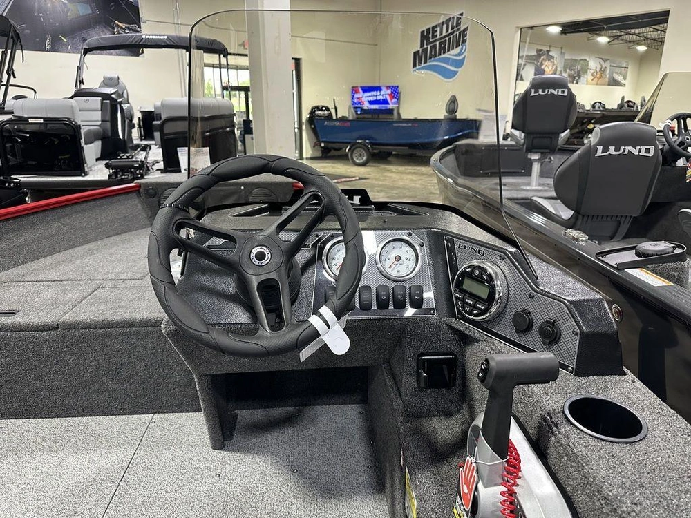 2026 Lund Boat Co 1650 Angler Ss