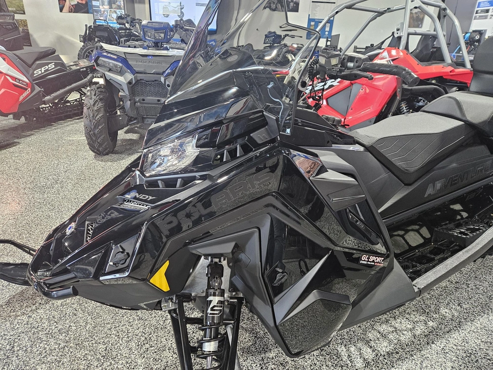 2027 Polaris Prostar S4 Indy Aventure 137