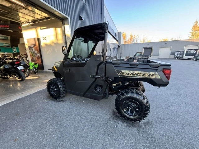 2024 Polaris Ranger 1000 Eps Premium Camo 2 700 Km - Financement 0% Disponible - Beaucoup Ajouts