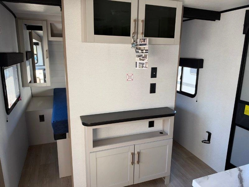 2027 Jayco Jay Feather 26bhsl