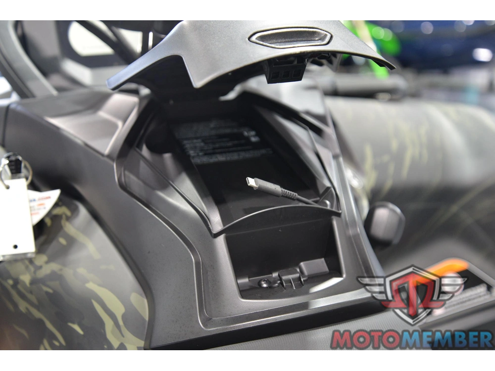 2027 Can-am Outlander Backcountry 1000r