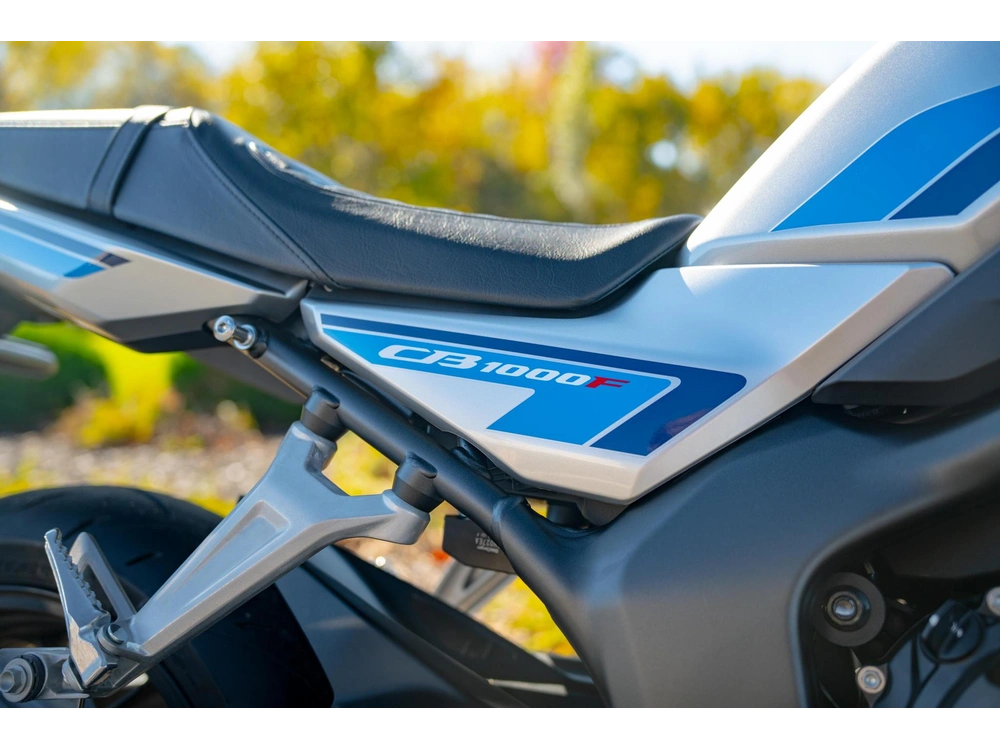 2026 Honda Cb1000f