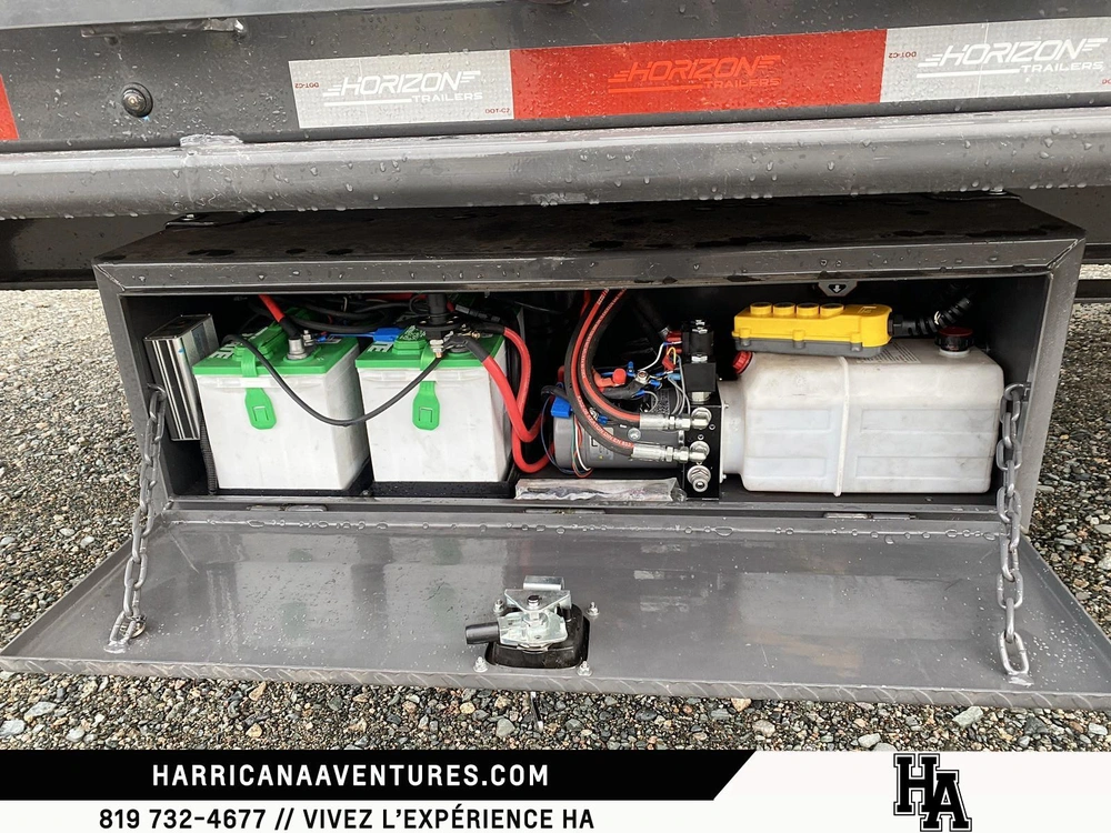2027 Horizon Ffh 40 X 102 X 38 Tilt Deck