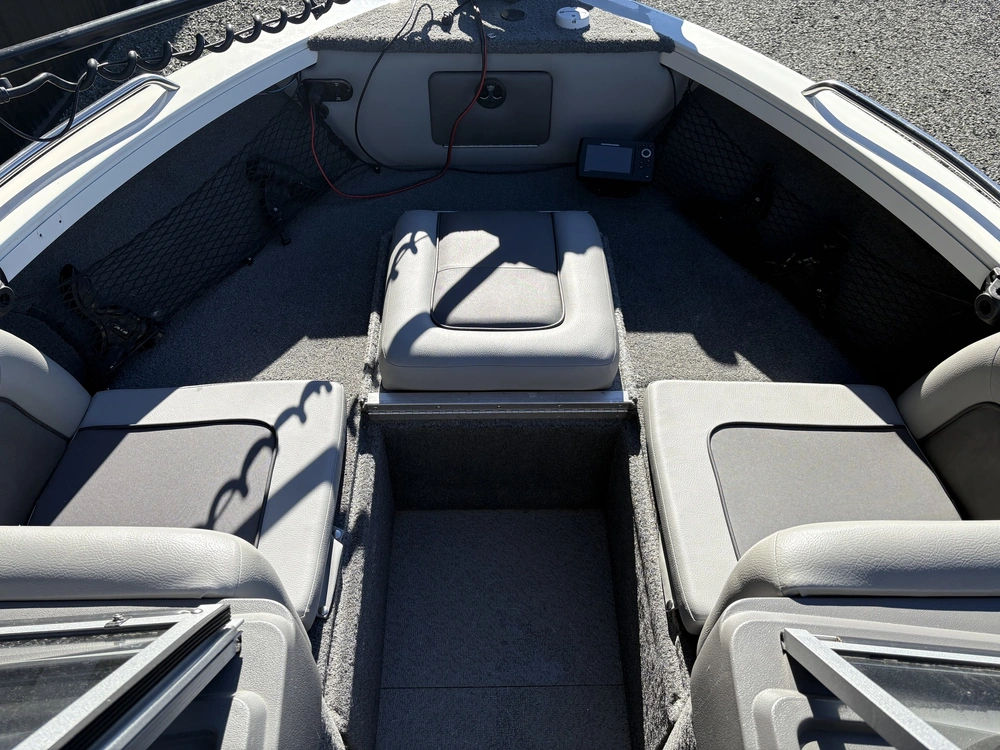 2017 Crestliner Sportfish 1850