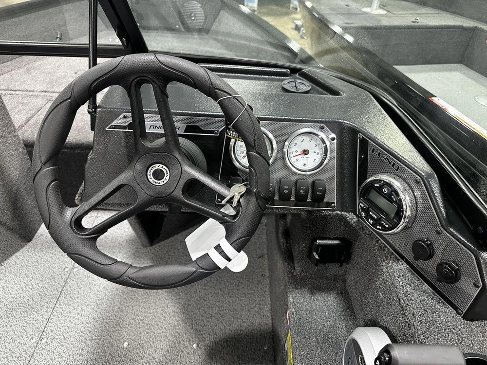 2026 Lund Boat Co 1650 Angler Sport