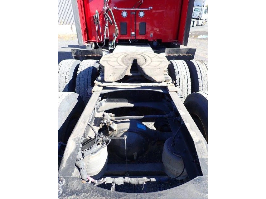 Peterbilt 579 2025