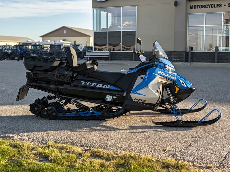 Polaris 850 Titan Adventure Ultimate 155 1.5" // Velocity Blue 2027